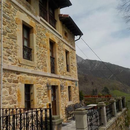 Apartamentos Rurales La Husteriza Ruenes Eksteriør bilde
